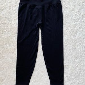 7/8 PINK VS seamless high waist ribbed black leggings